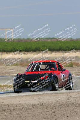 media/Apr-30-2022-CalClub SCCA (Sat) [[98b58ad398]]/Group 2/Race (Grapevine)/